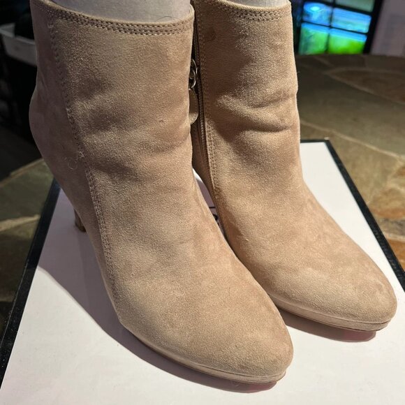 Nine West Ladivina Ankle Bootie (Women’s 8)(LNIB) - Picture 1 of 5